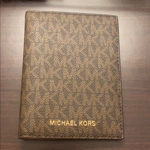 Michael Kors Bedford Travel Passport Wallet